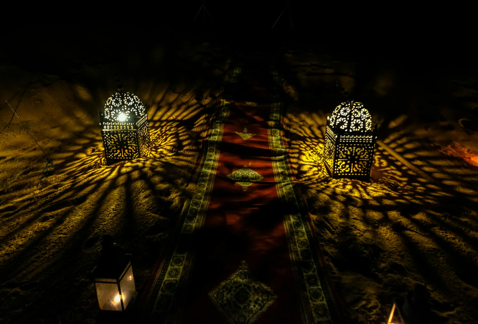 Durerile de stomac: Cauze, Simptome și Tratament.